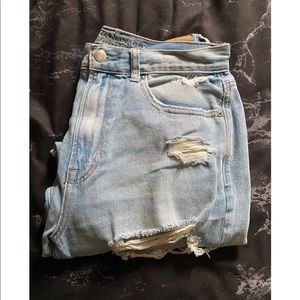 American Eagle Mom Jeans 👖